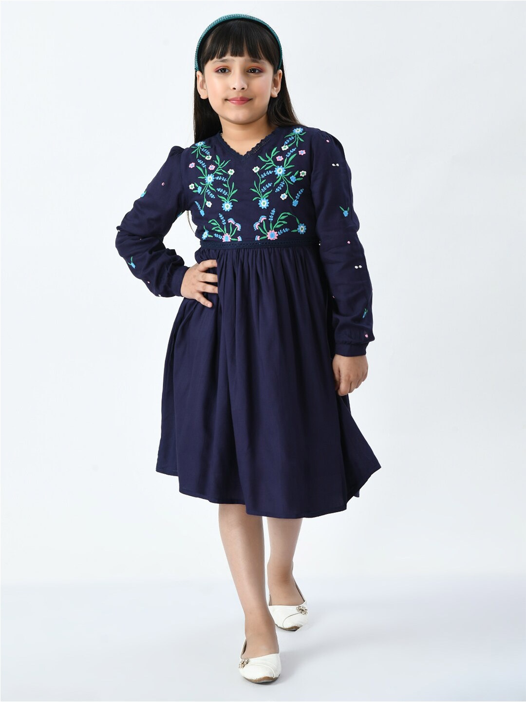 

Bella Moda Girls Cotton Floral Embroidered Dress, Navy blue
