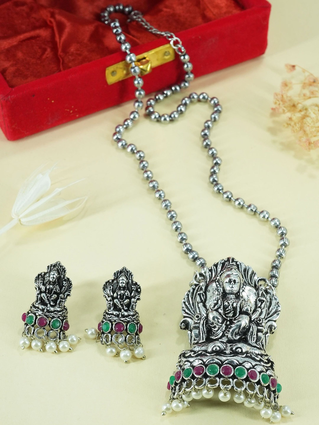 

GRIIHAM Oxidised Silver-Plated AD Studded & Beaded Jewellery Set