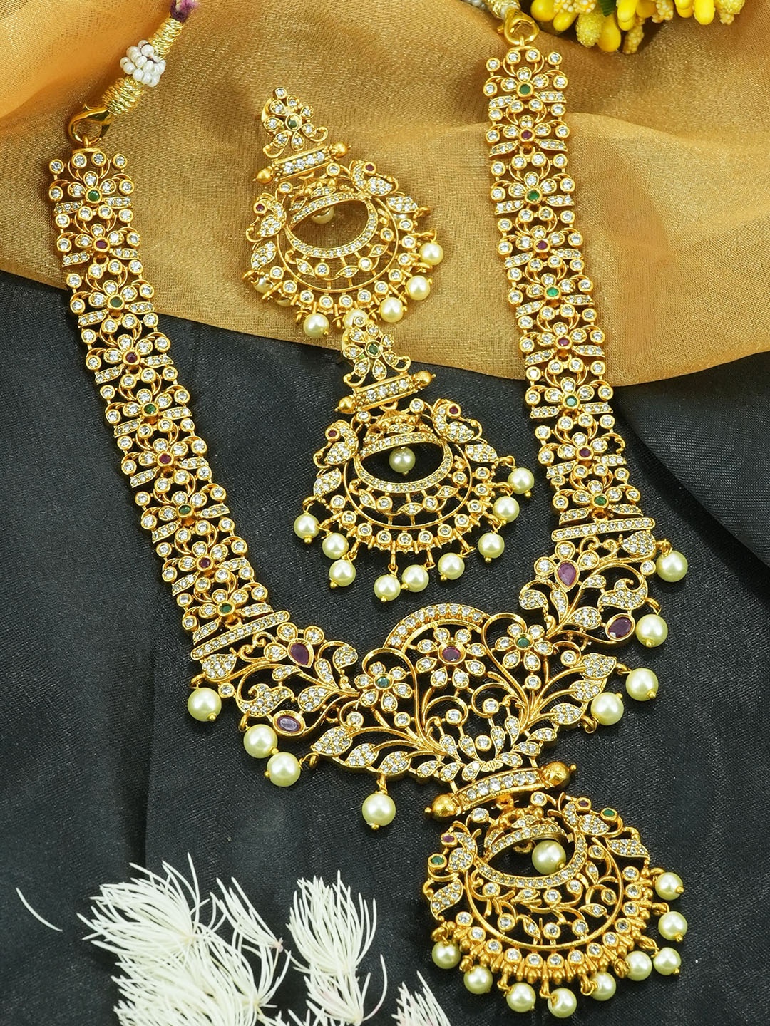 

GRIIHAM Gold-Plated CZ-Studded & Beaded Jewellery Set