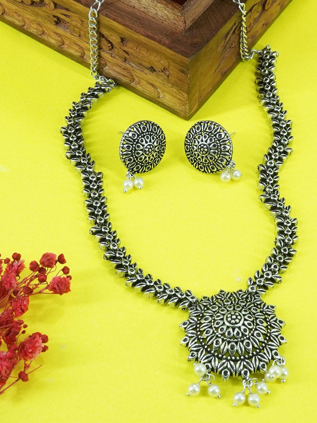 

GRIIHAM Oxidised Silver-Plated Jewellery Set