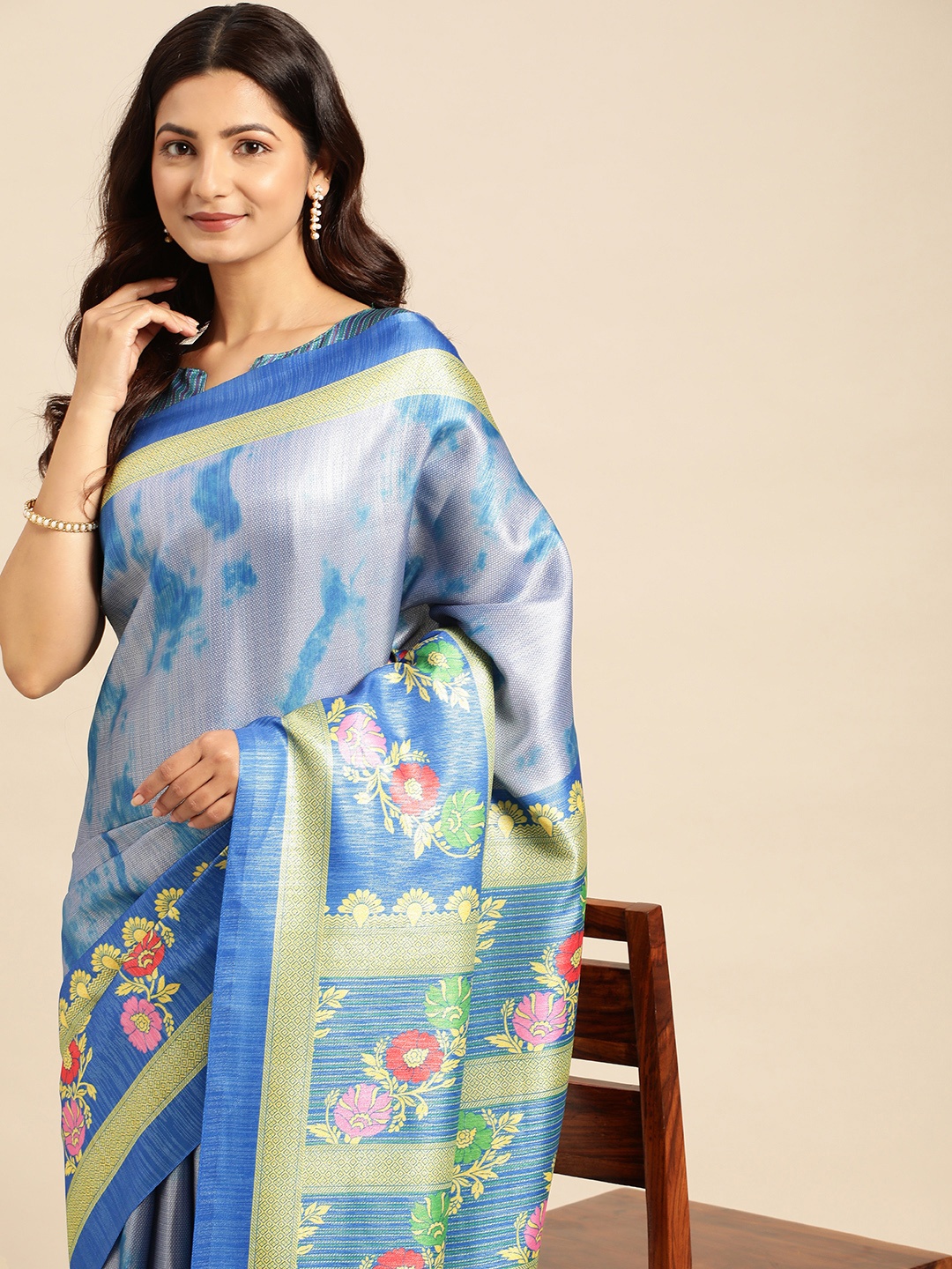 

CliqSilk Floral Printed Art Silk Ikat Saree, Turquoise blue