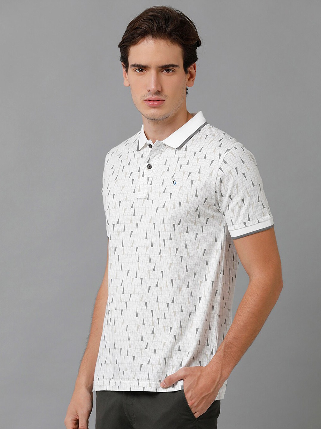 

Classic Polo Men Printed Polo Collar Slim Fit Cotton T-shirt, White