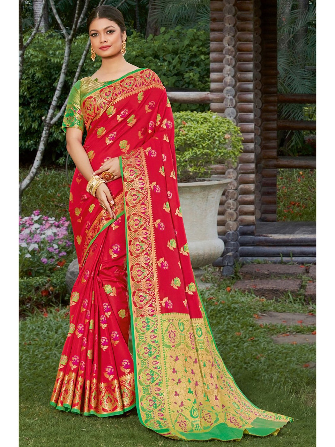 

KARAGIRI Woven Design Zari Banarasi Saree, Red