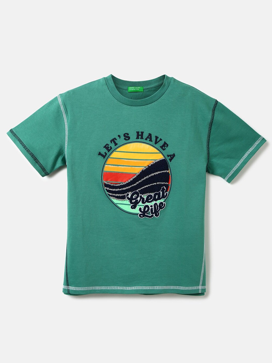 

United Colors of Benetton Boys Typography Printed Applique Cotton T-shirt, Green