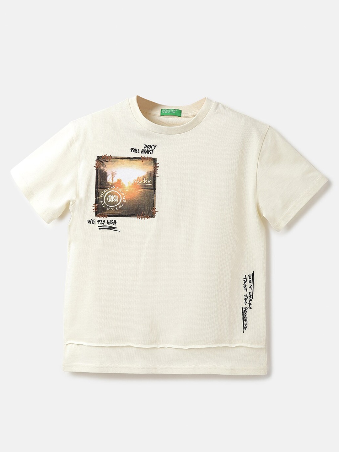 

United Colors of Benetton Boys Graphic Printed Cotton T-shirt, Cream