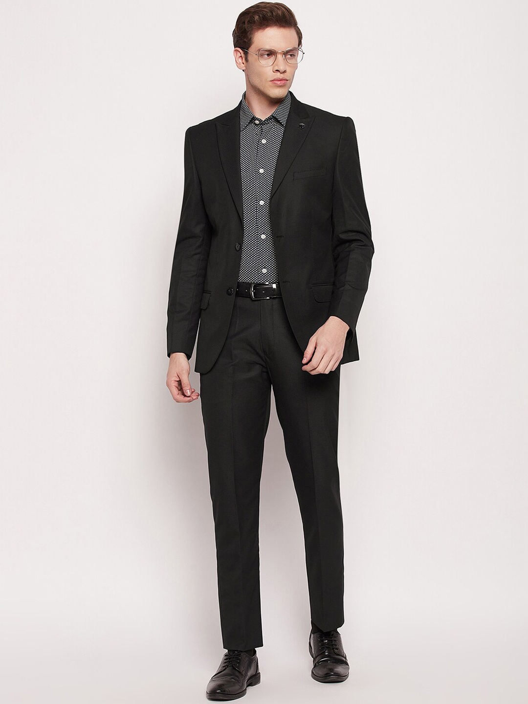 

Cantabil Men Single Breasted Slim Fit Two Piece Formal Suit, Black