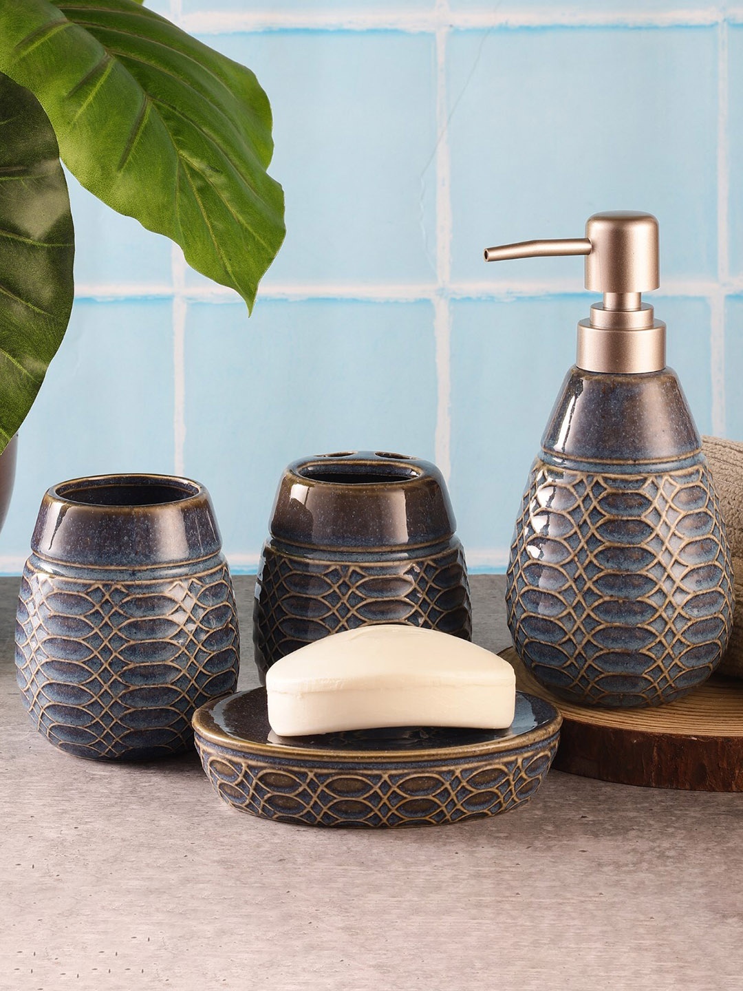 

The Decor Mart Set Of 4 Blue Textured Ceramic Bathroom Accessories