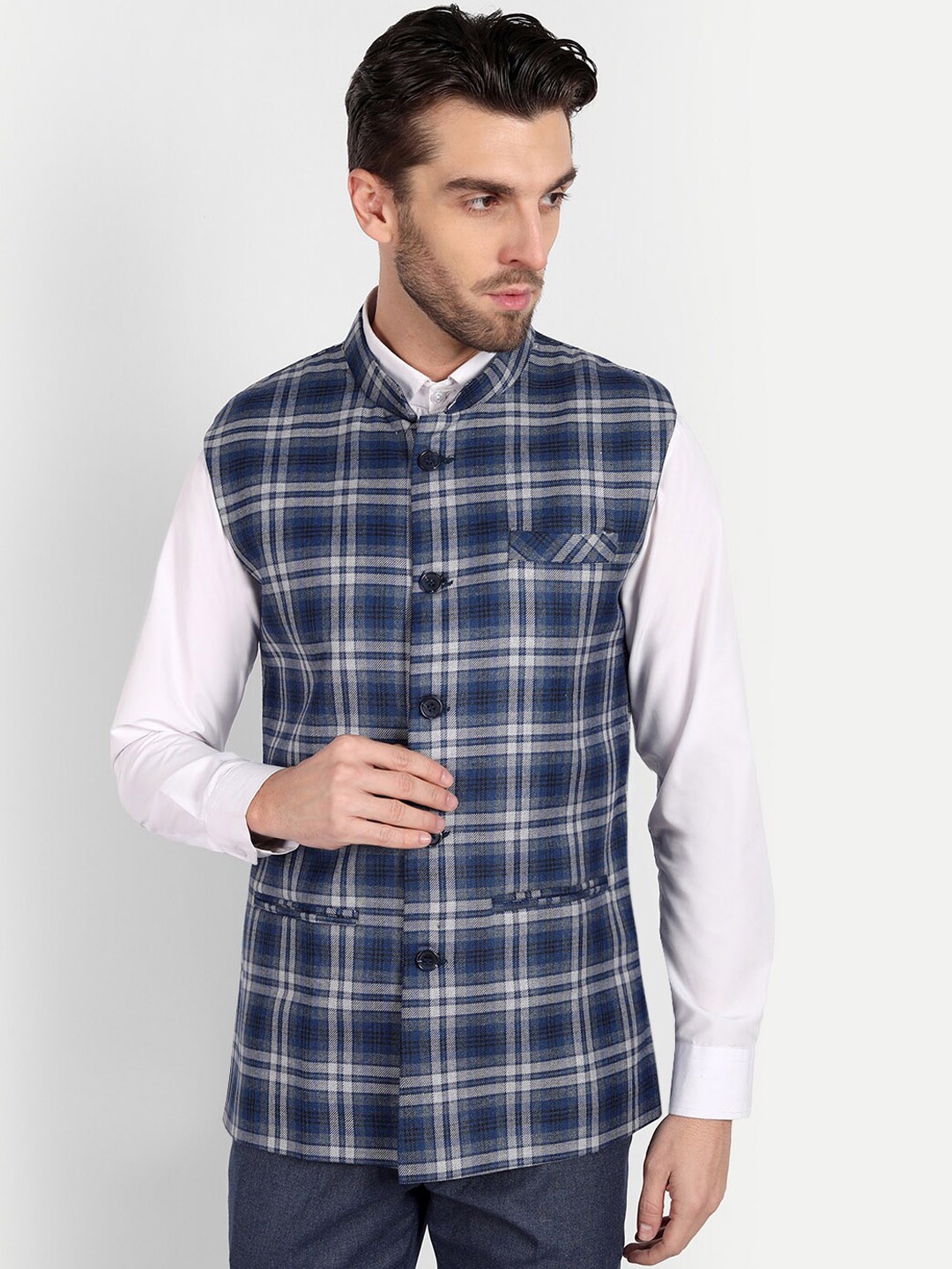 

Vandnam Fabrics Men Checked Slim Fit Woolen Nehru Jackets, Blue