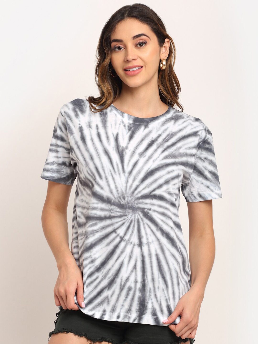 

Ennoble Women Tie and Dye Cotton T-shirt, Grey