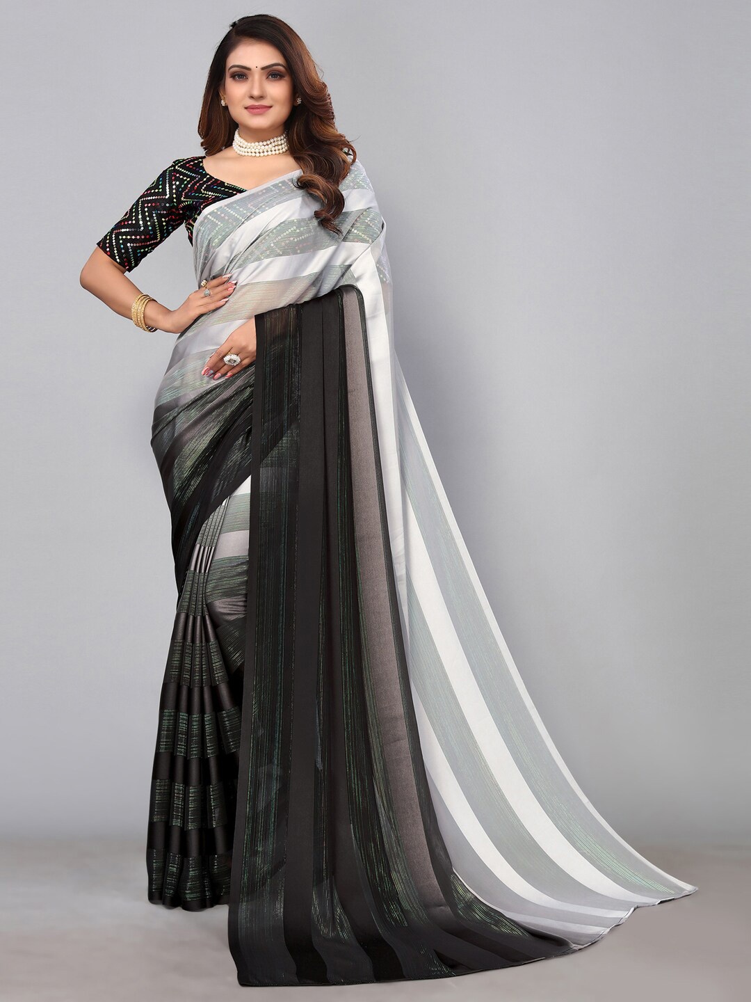 

Mitera Patta With Zari Stripes Sequinned Saree, Grey