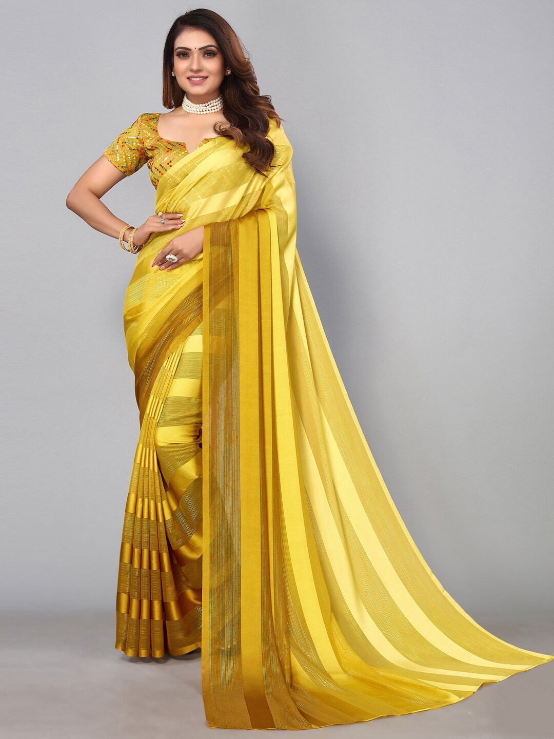 

Mitera Patta With Zari Stripes Sequinned Saree, Yellow