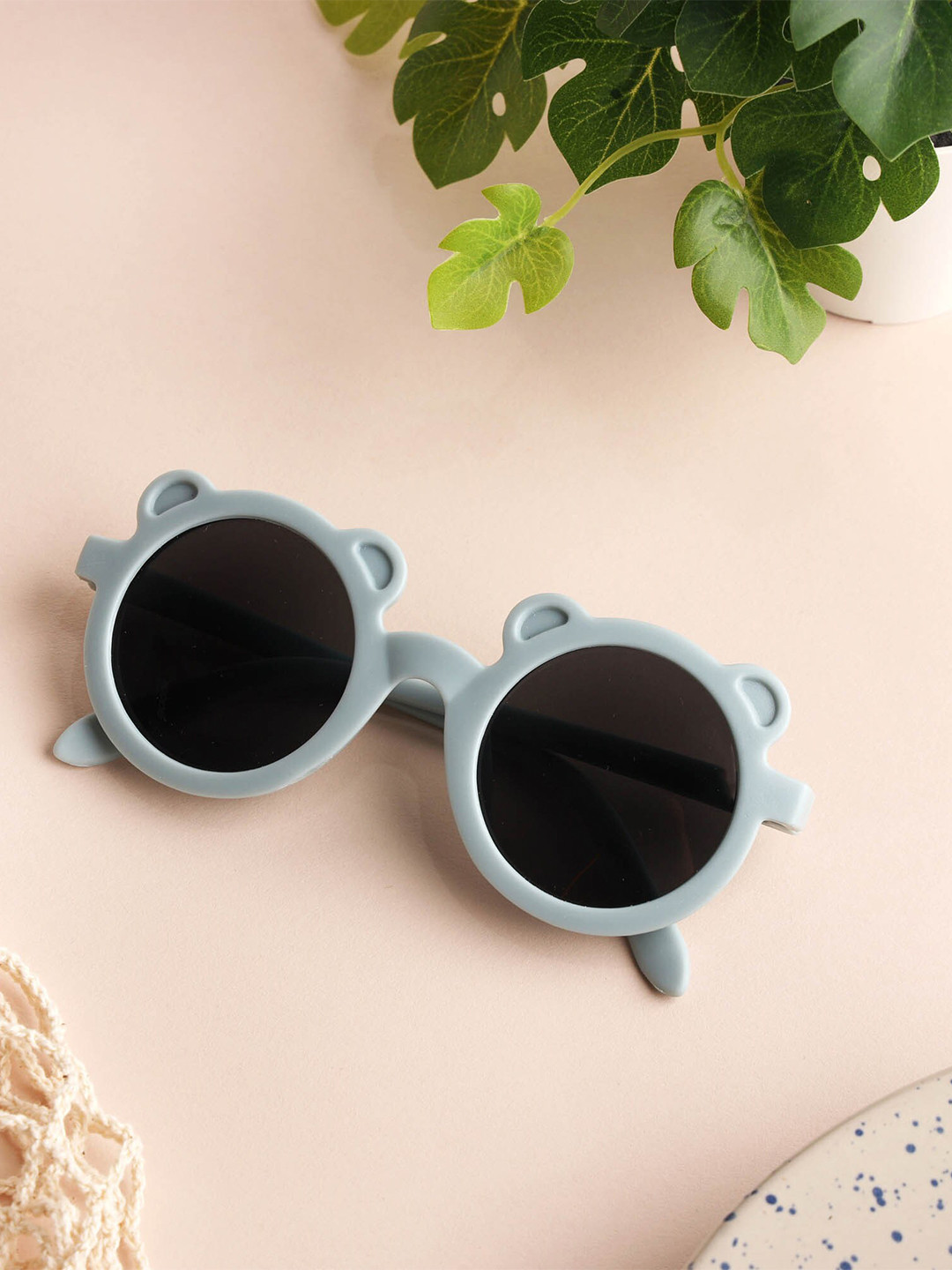 

KICKS & CRAWL Boys Black Lens & Blue Round Sunglasses with UV Protected Lens