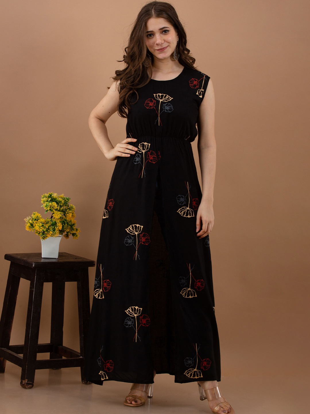 

PURSHOTTAM WALA Floral Printed Fit & Flare Maxi Dress, Black