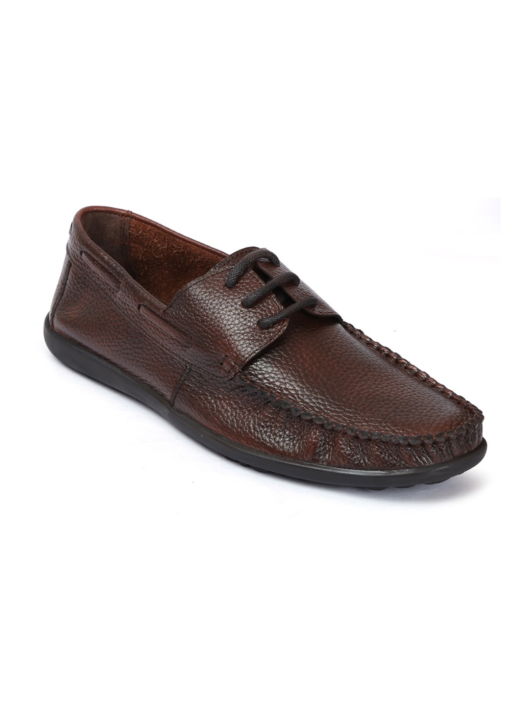 

Zoom Shoes Men Textured Leather Boat Shoes, Brown