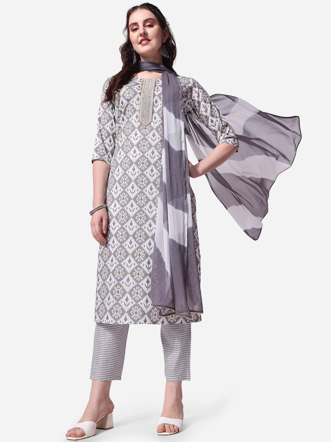 

Berrylicious Ethnic Motifs Printed Pure Cotton Kurta with Trousers & Dupatta, Grey