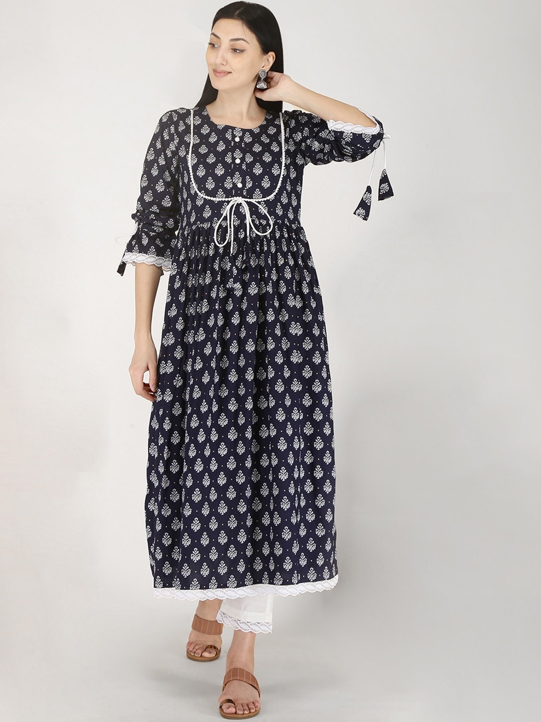 

ERISHA Women Ethnic Motifs Printed Bell Sleeves Floral Kurta, Navy blue