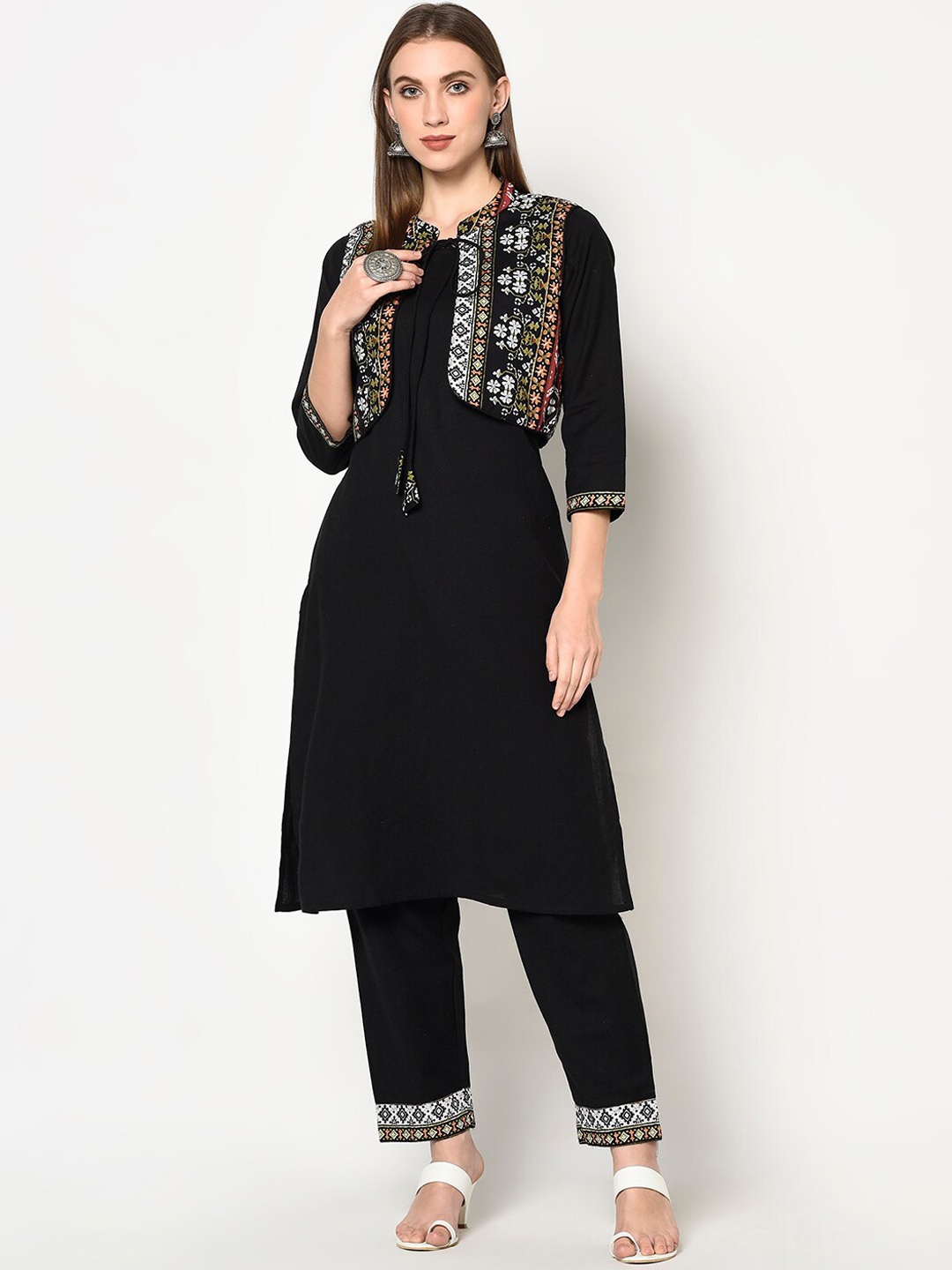 

ERISHA Printed Round Neck Kurta with Trousers With Jacket, Black