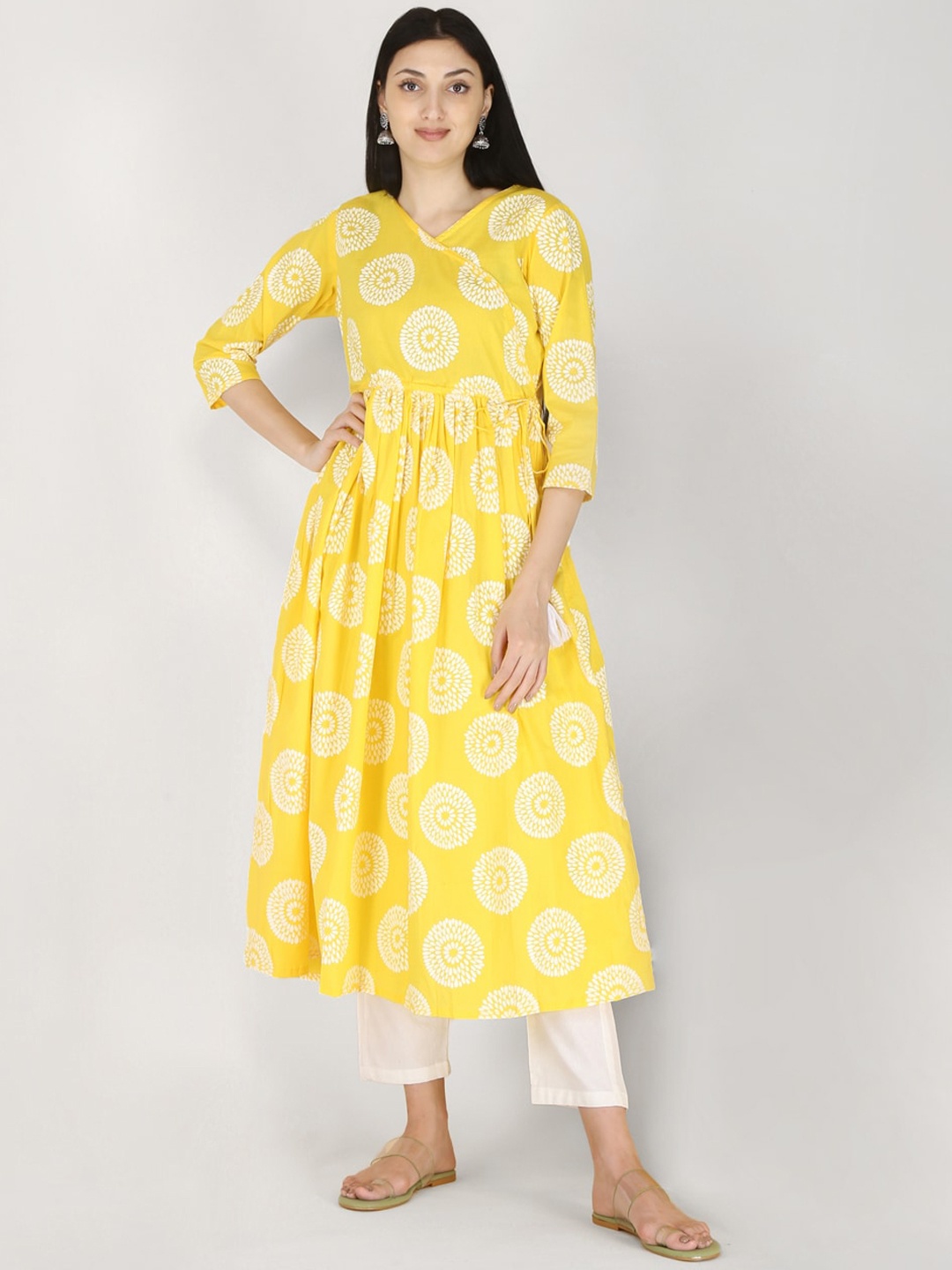 

ERISHA Women Floral Printed Floral Kurta, Yellow