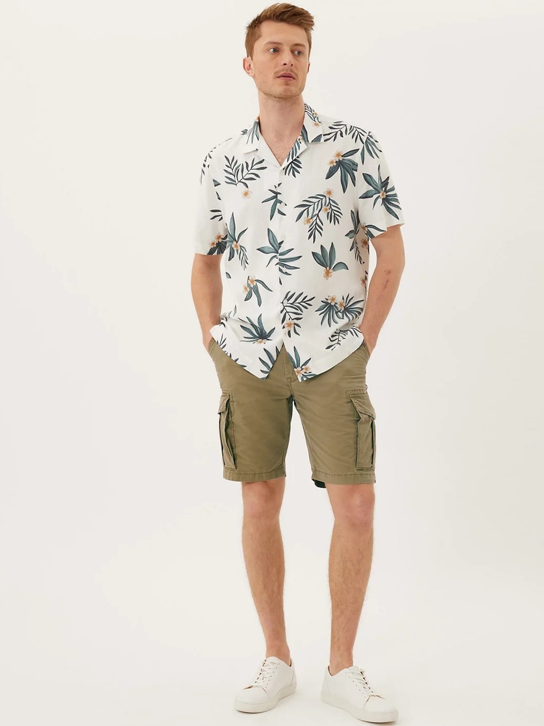 

Marks & Spencer Men Pure Cotton High-Rise Shorts, Olive
