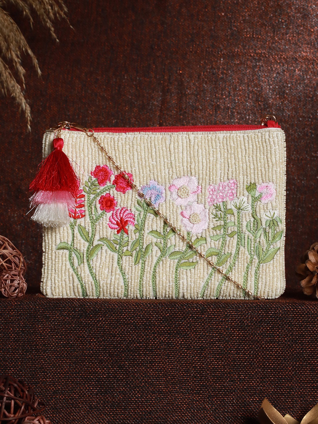 

Priyaasi Printed Swagger Sling Bag, White