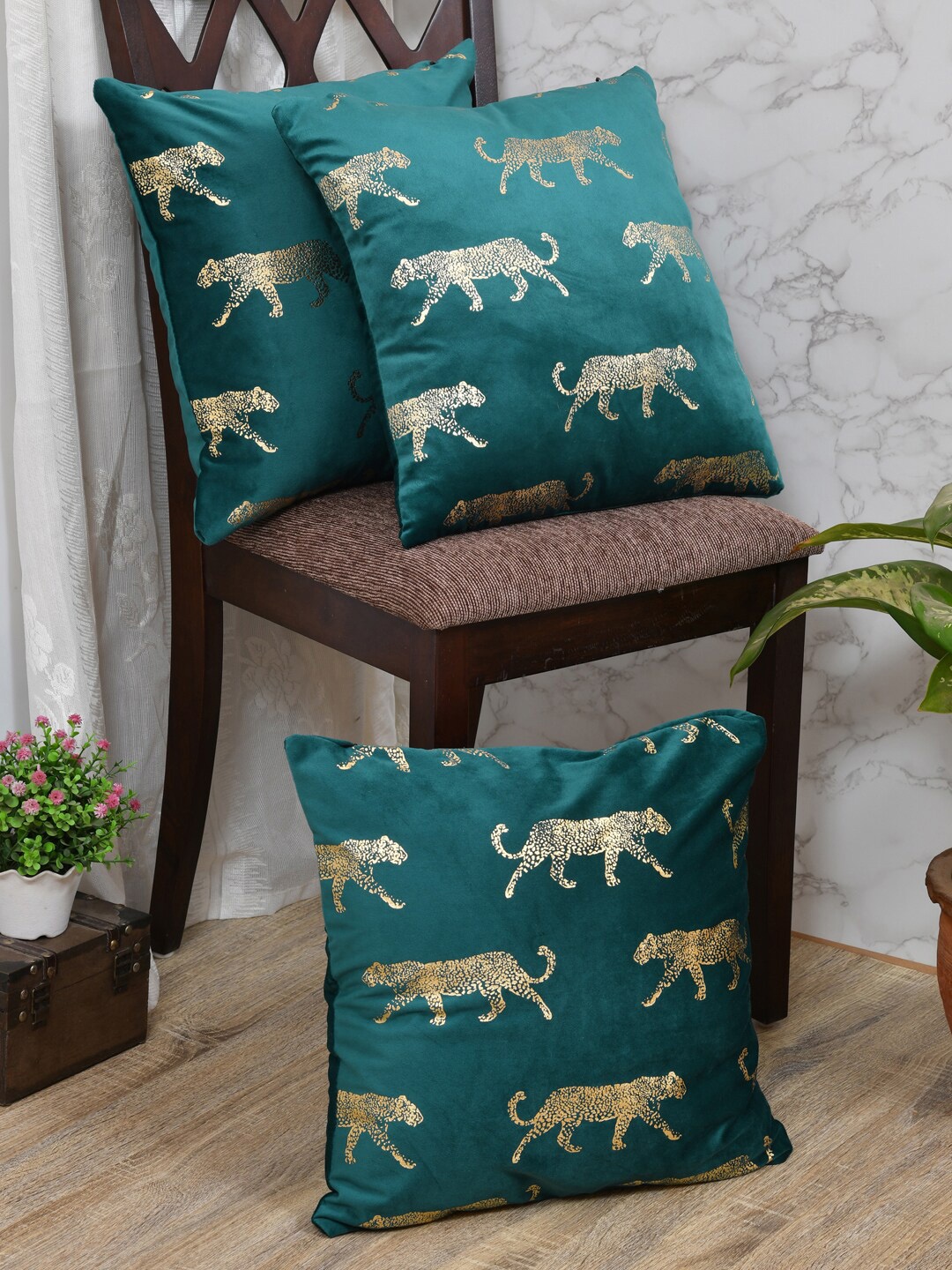 

Clasiko Green Set Of 3 Quirky Printed Velvet Square Cushion Covers