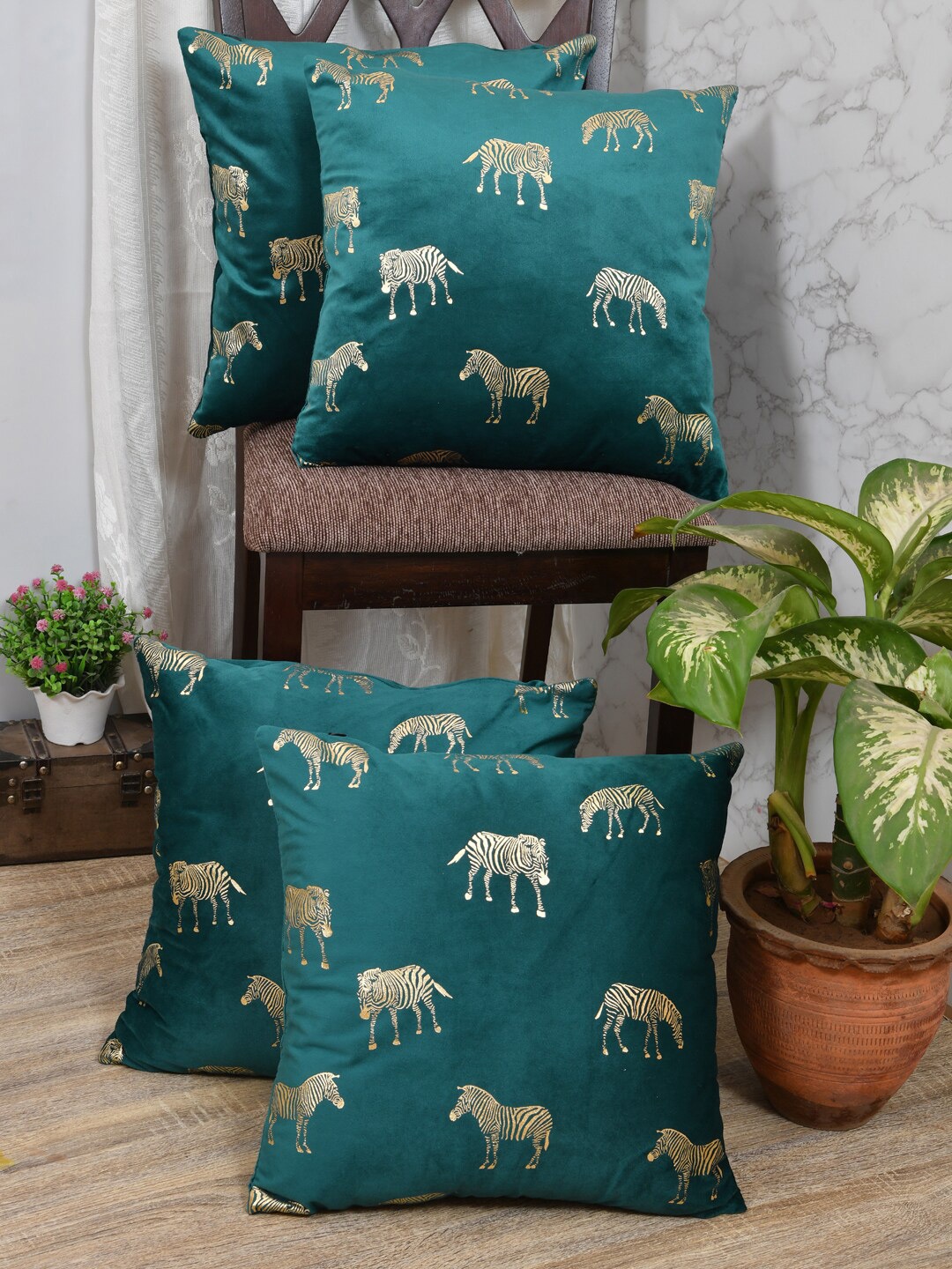 

Clasiko Green & Gold-Toned Set of 4 Zebra Print Velvet Square Cushion Covers