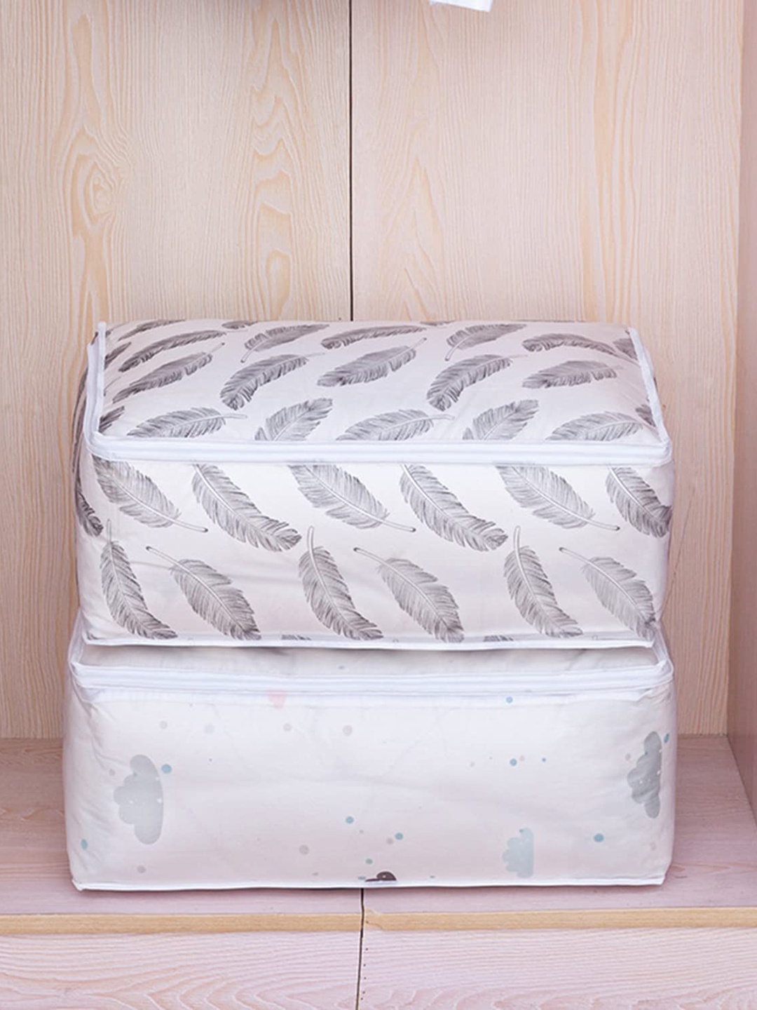 

HOUSE OF QUIRK Set Of 2 White & Blue Printed Organisers