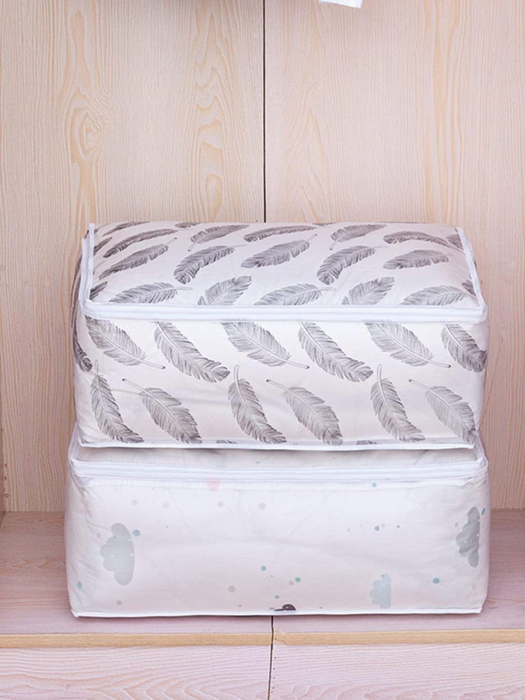 

HOUSE OF QUIRK Grey & White Set Of 2 Printed Oversized Organisers