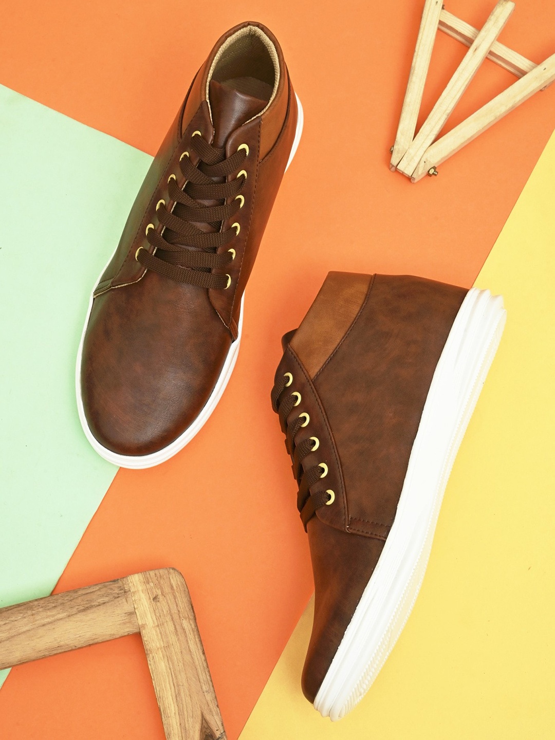 

BOOTCO Men Lightweight Lace-Ups Mid-Top Casual Sneakers, Brown