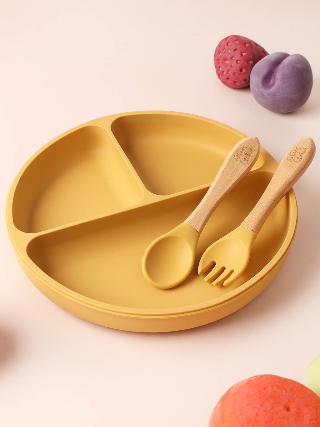 

KICKS & CRAWL Kids Yellow Silicone Plate & Cutlery Set