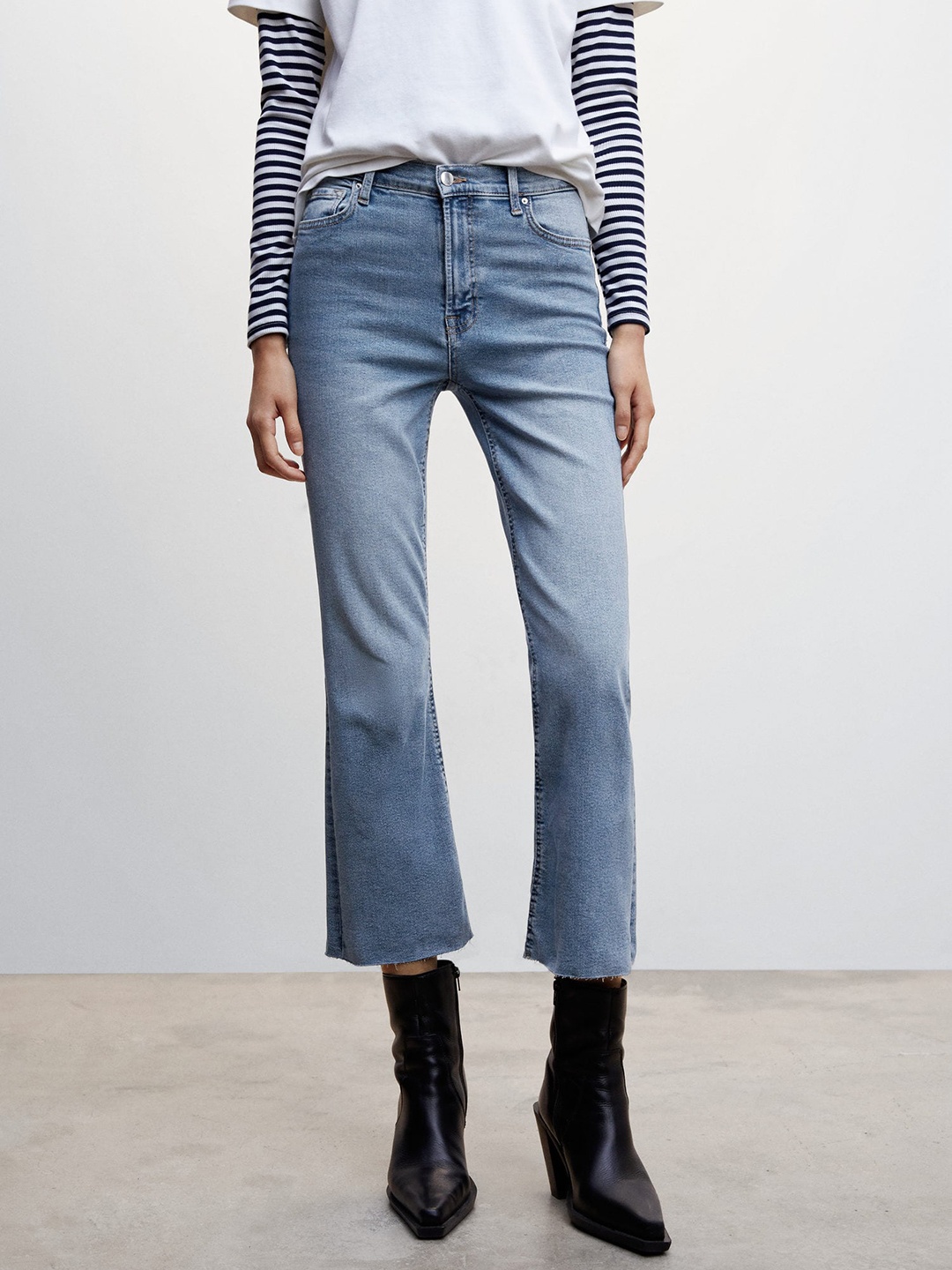 

MANGO Flared High-Rise Light Fade Stretchable Cropped Jeans, Blue