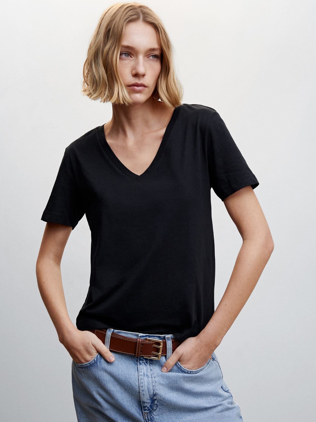 

MANGO V-Neck Pure Cotton Sustainable T-shirt, Black