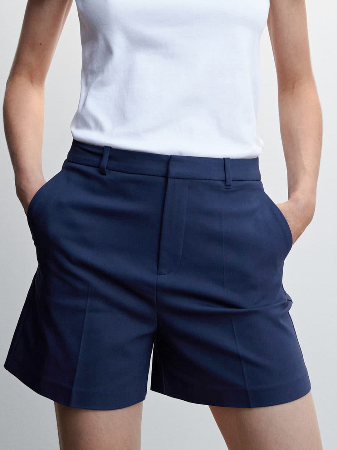

MANGO Sustainable Mid-Rise Regular Shorts, Navy blue
