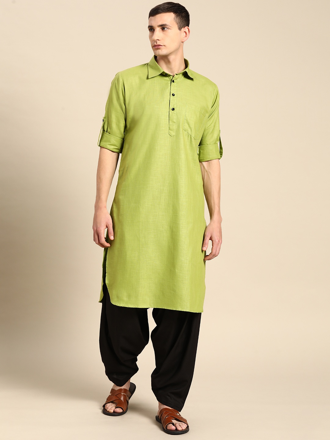 

RAJUBHAI HARGOVINDAS Men Solid Pathani Kurta, Green