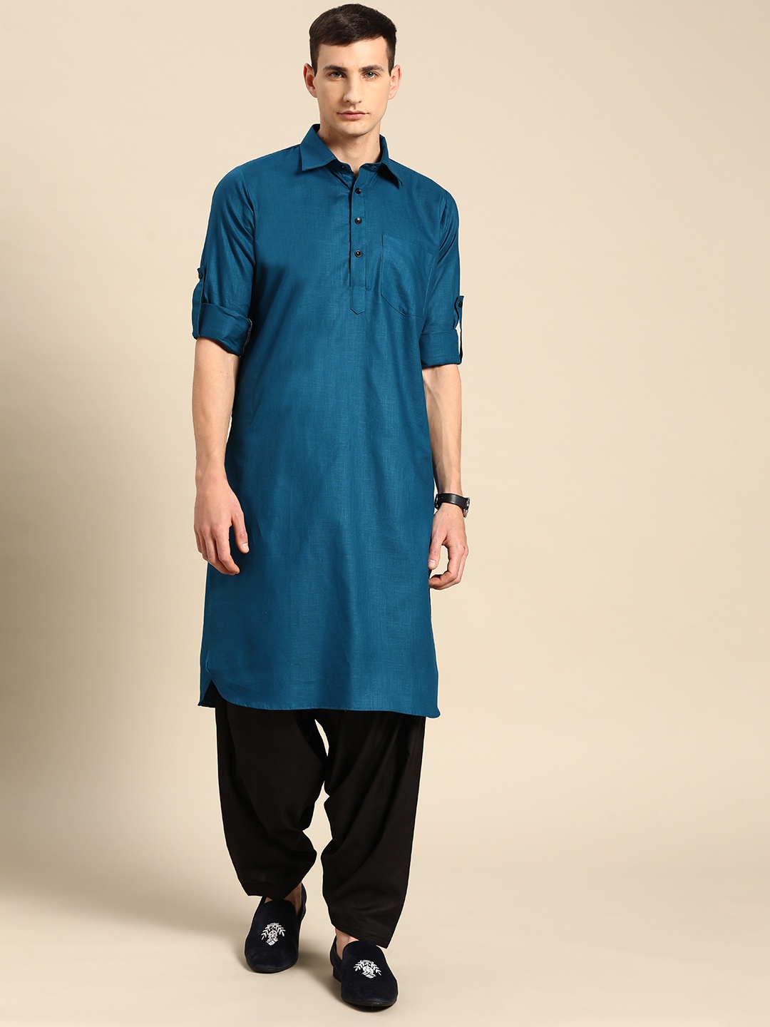 

RAJUBHAI HARGOVINDAS Men Solid Pathani Kurta, Blue