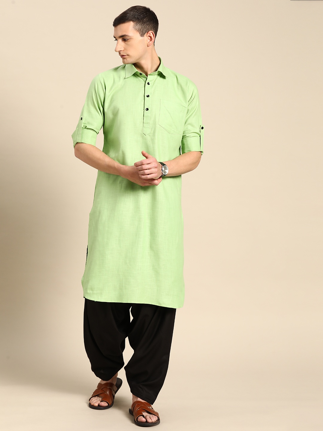 

RAJUBHAI HARGOVINDAS Men Solid Pathani Kurta, Green