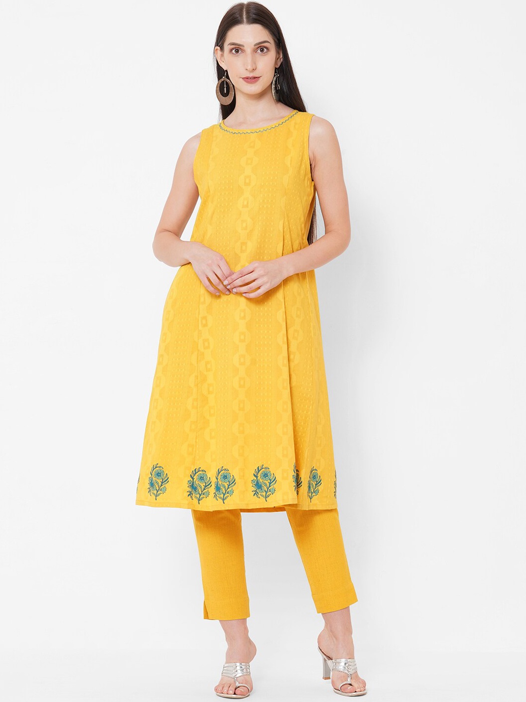 

KAMI KUBI Women Floral Printed Pure Cotton Kurta with Trousers, Yellow