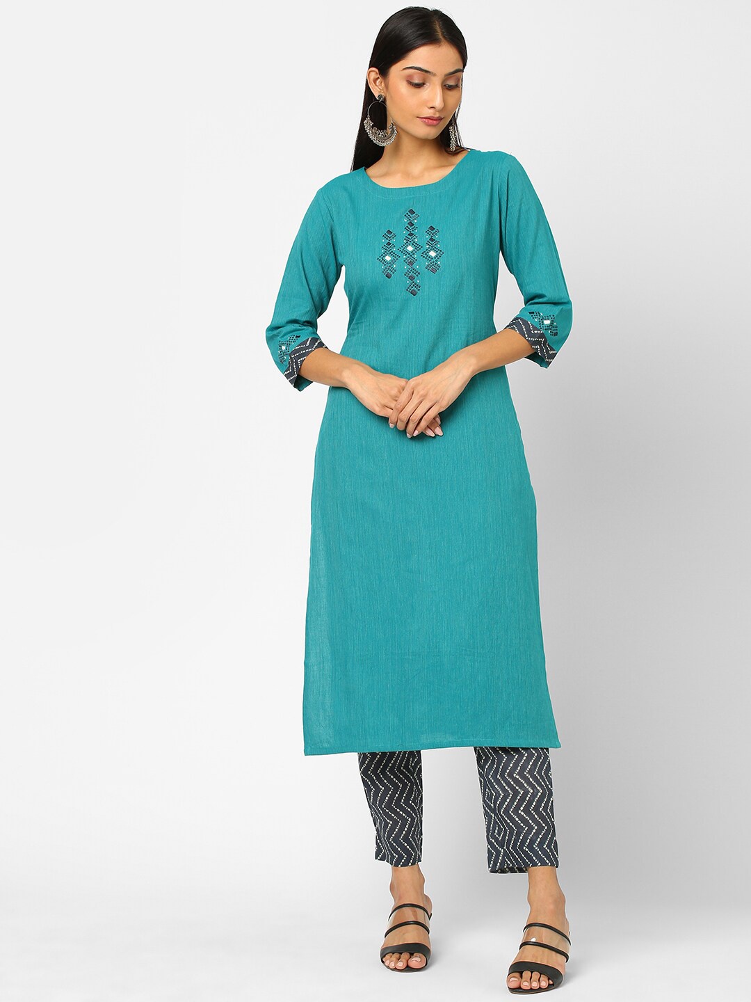 

KAMI KUBI Women Thread Work Pure Cotton Kurta with Trousers, Turquoise blue