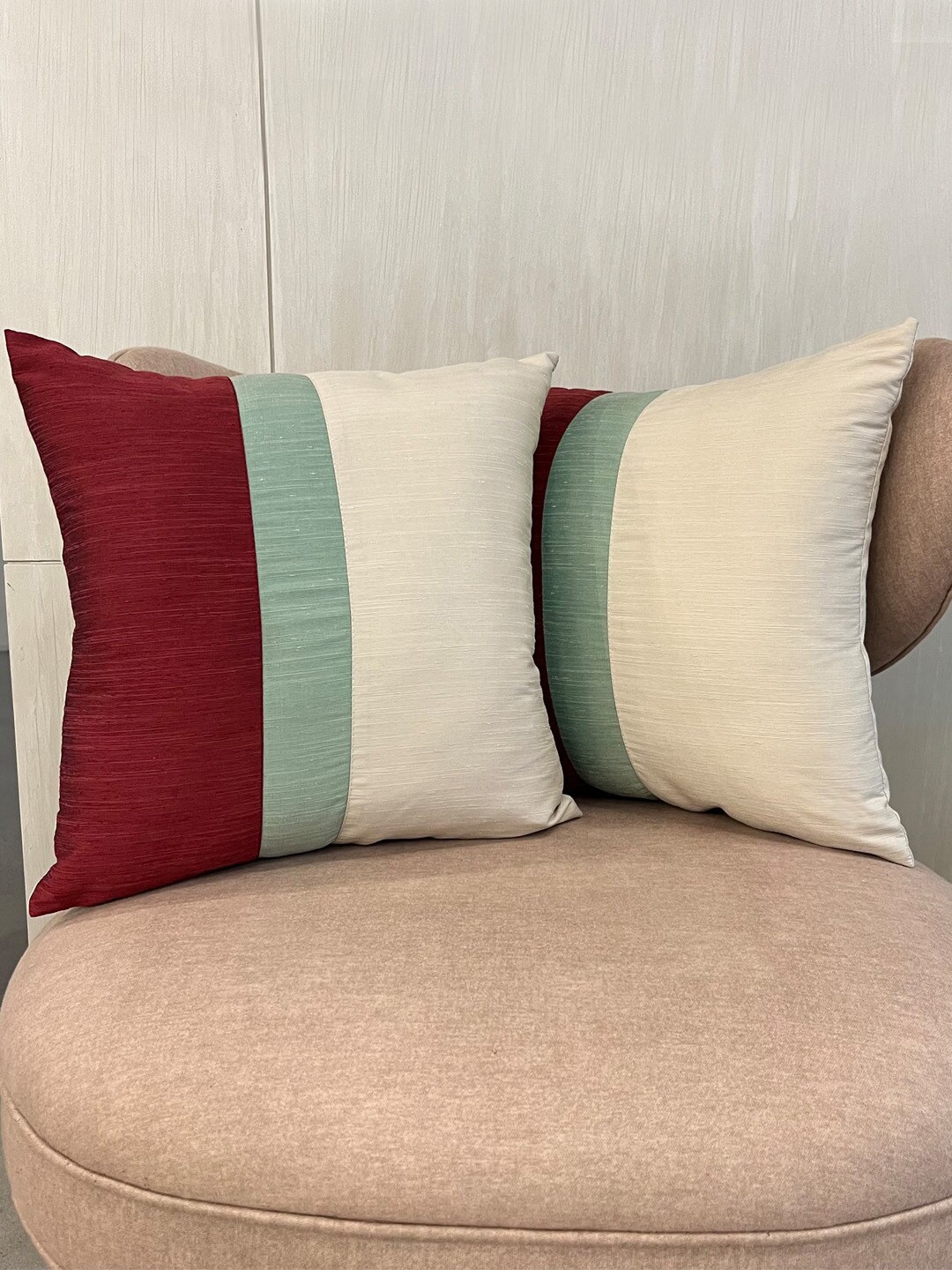 

Seevo Set of 2 White & Green Colourblocked Square Cushion Covers