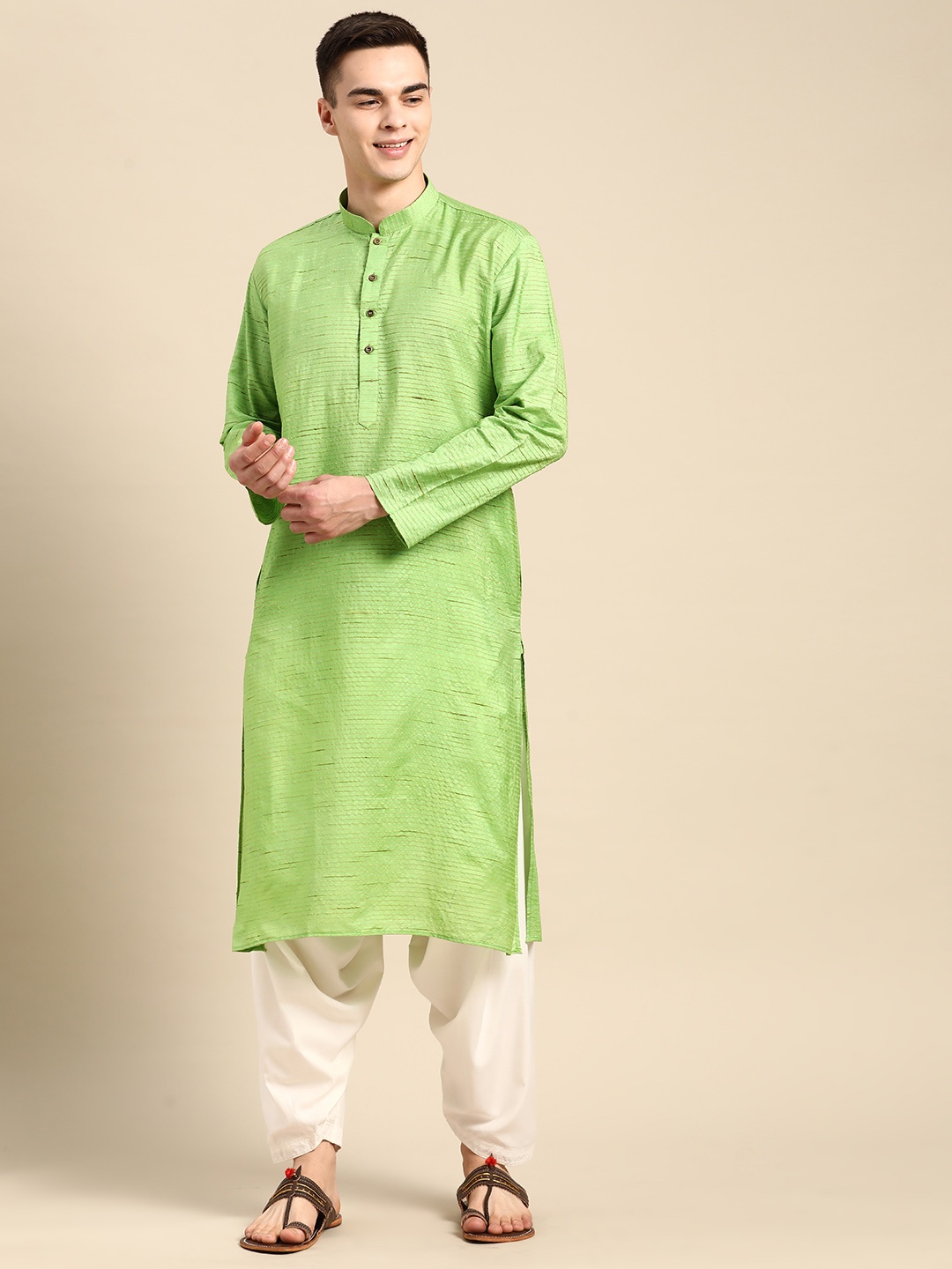 

RAJUBHAI HARGOVINDAS Men Striped Silk Kurta, Green