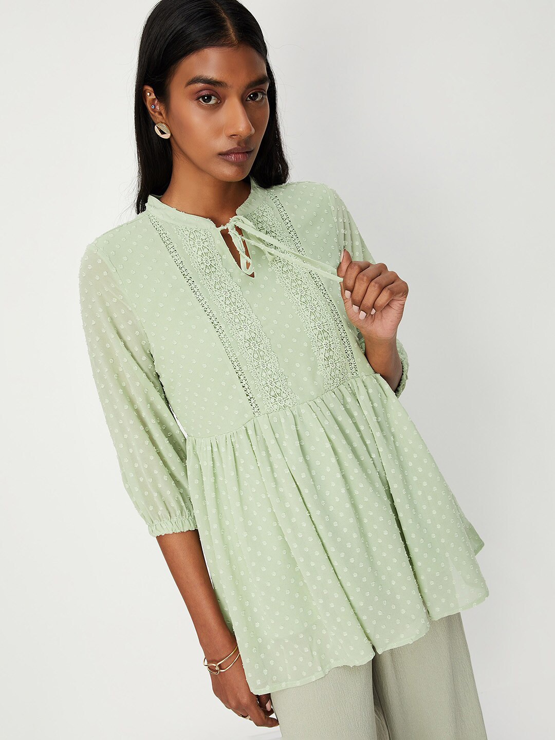 

max Mandarin Collar Embroidered Tunic, Green