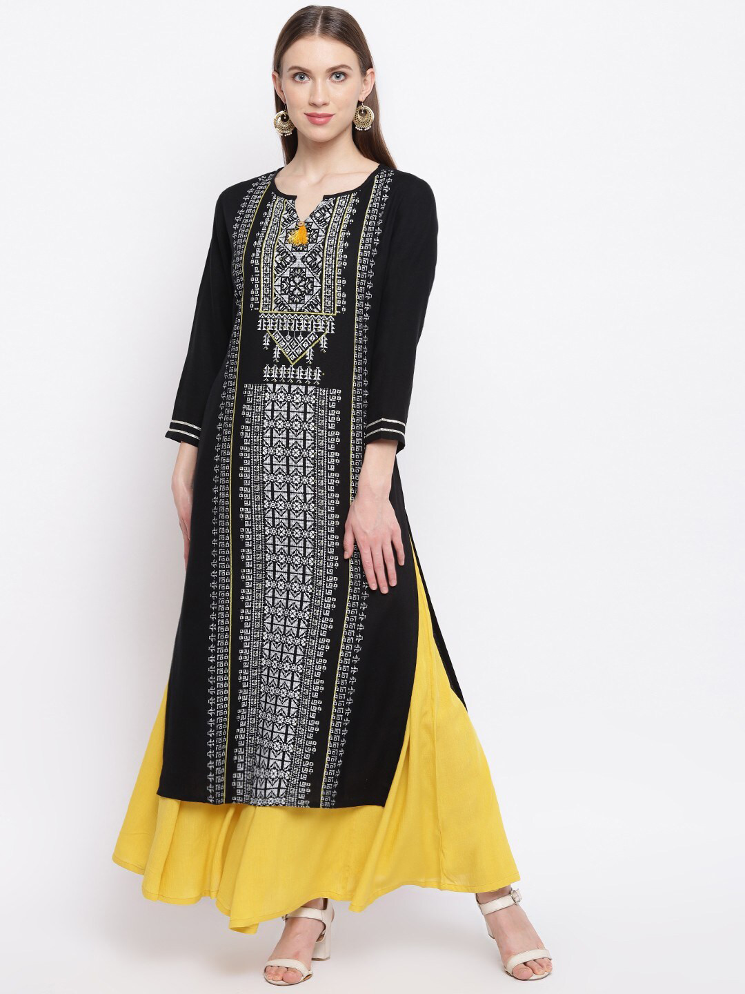

RIVI Women Ethnic Motifs Printed Notch Neck Kurta with Palazzos, Black