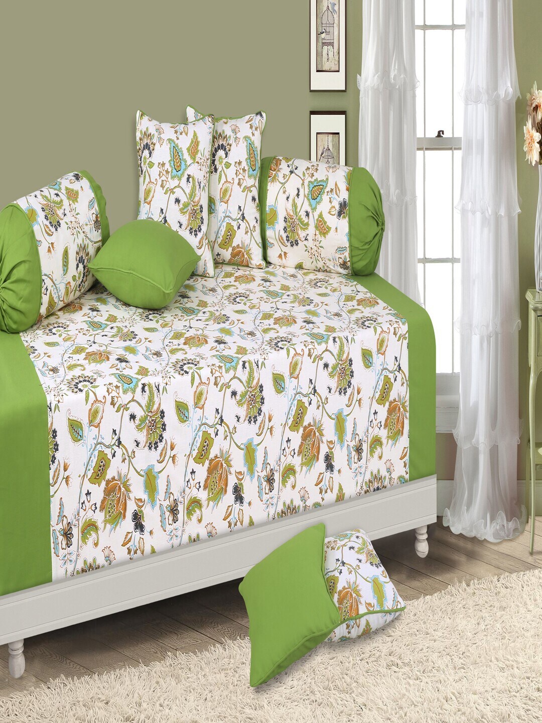 

SHADES of LIFE 8 Pcs Green & White Floral Printed Cotton Diwan