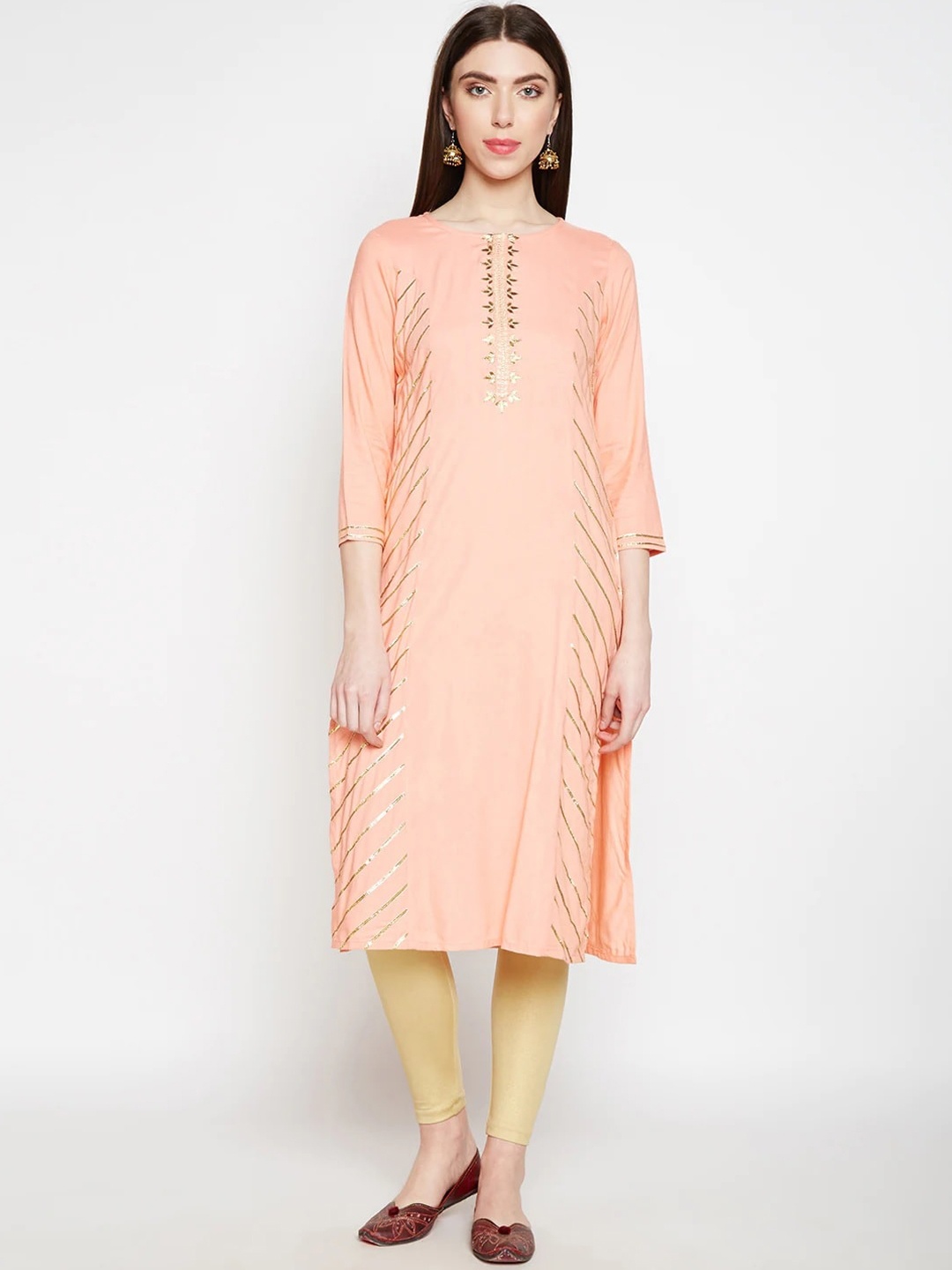 

Be Indi Women Round Neck Gotta Patti Kurta, Peach