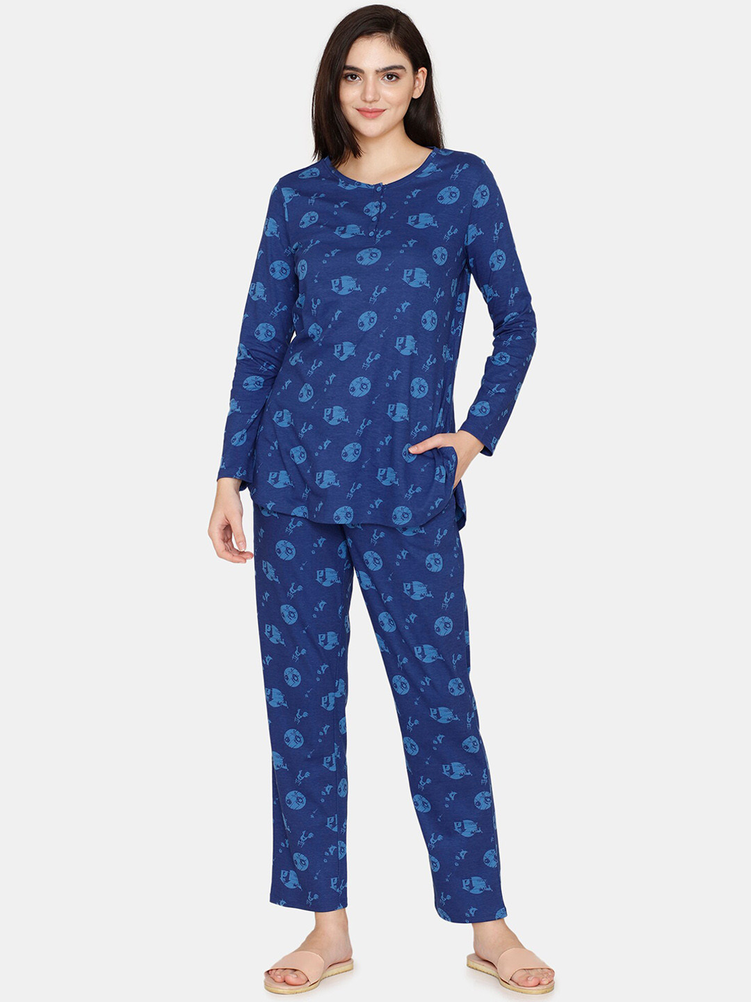 

Zivame Women Blue Printed Night suit