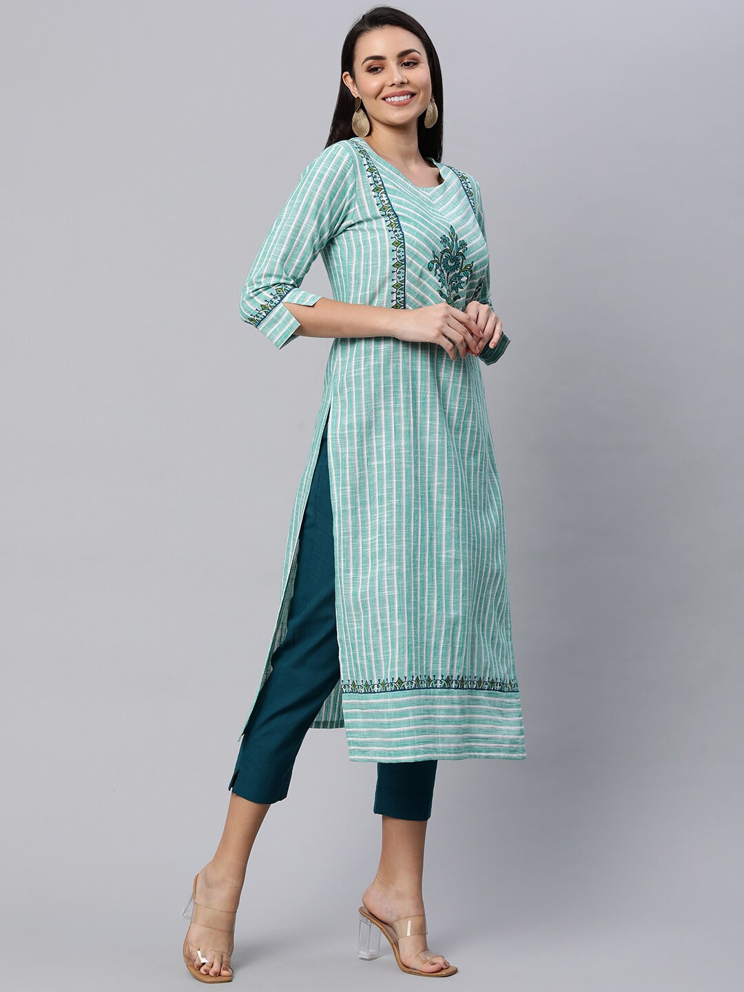 

KAMI KUBI Women Striped Pure Cotton Kurta, Teal