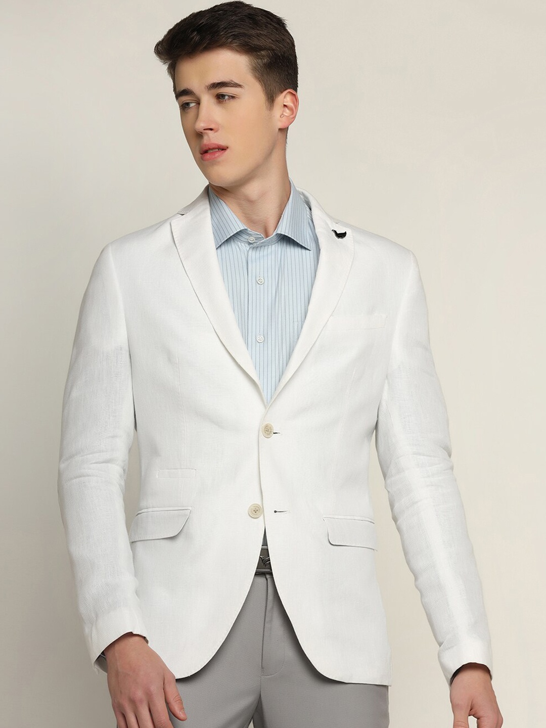 

Blackberrys Men Pure Linen Slim-Fit Single-Breasted Blazer, White