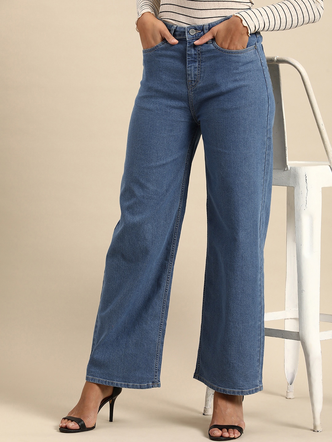 

all about you Women Flared High-Rise Stretchable Jeans, Blue