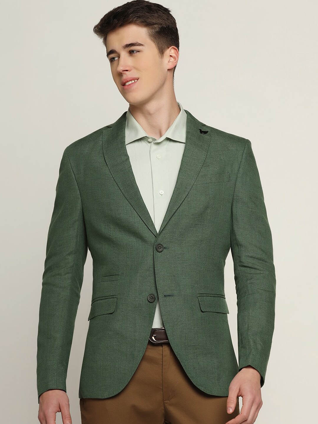 

Blackberrys Men Pure Linen Slim-Fit Single-Breasted Blazer, Green