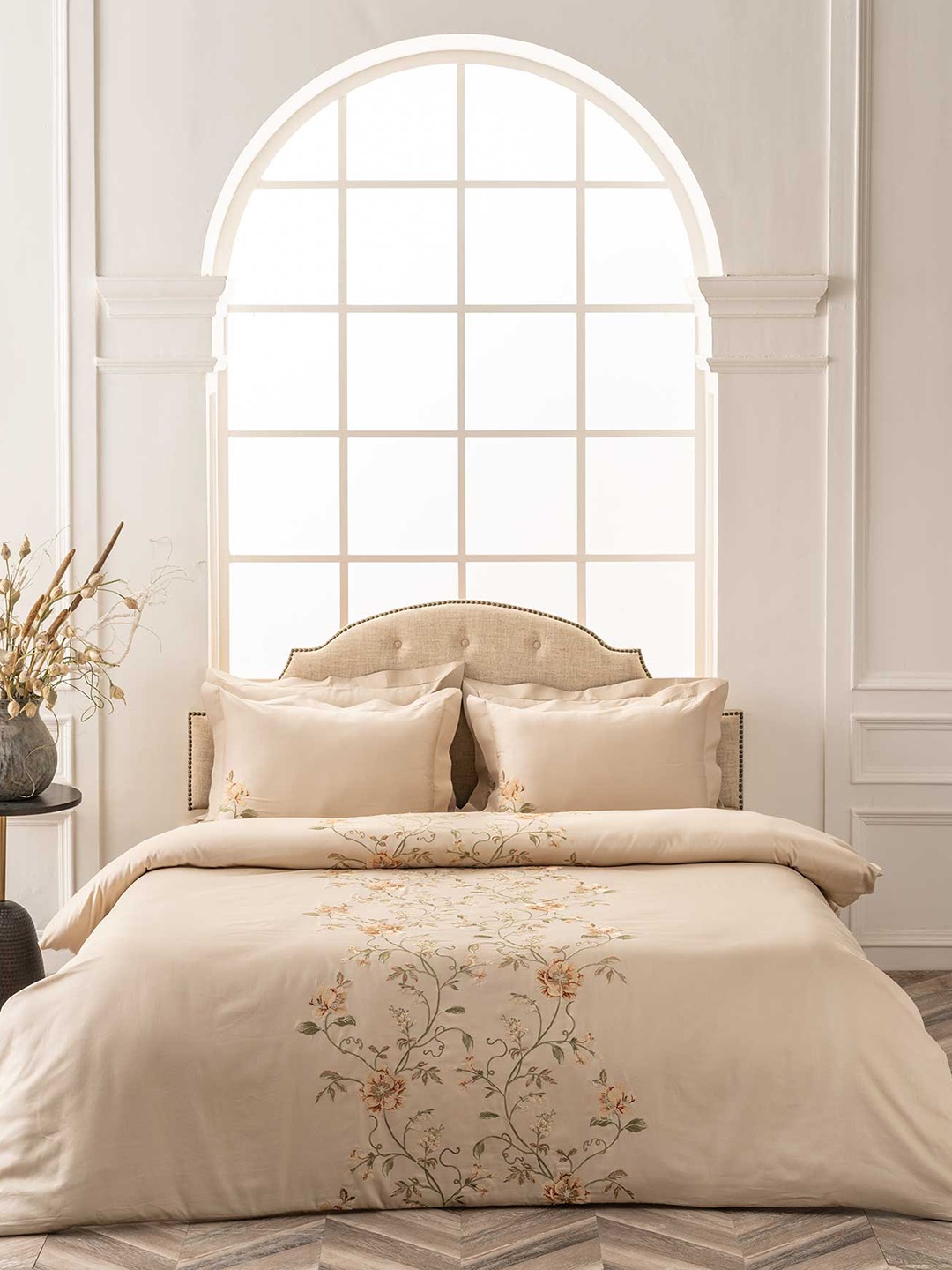

DDecor Beige Embroidered Cotton Double Duvet Cover Set